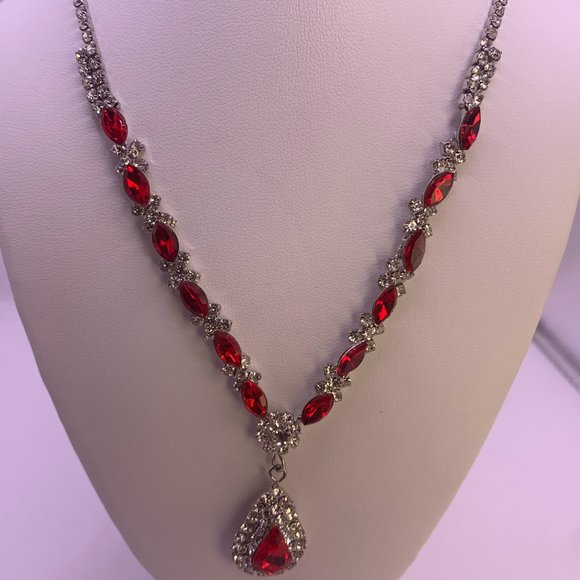 Red Necklace and Earring Set - Picture 2 of 5